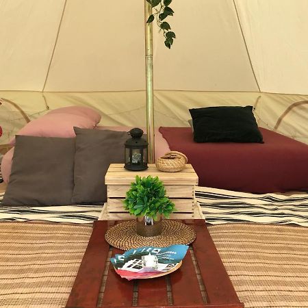 Glamping Kaki - Medium Bell Tent Singapura Exterior foto