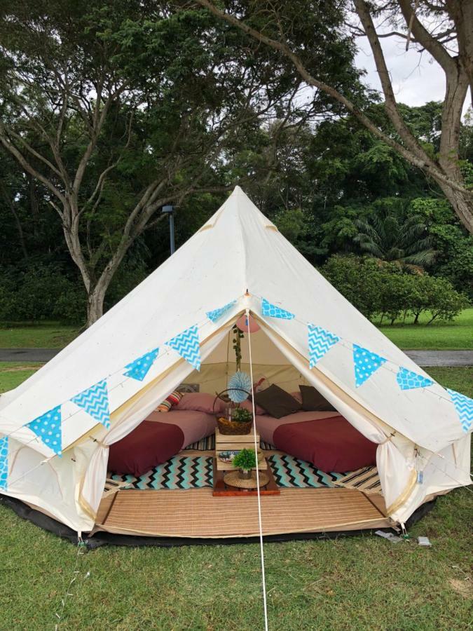 Glamping Kaki - Medium Bell Tent Singapura Exterior foto